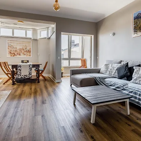 Monteiro Duplex Terrace Homestay